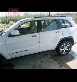 جیپ گراند شیرۆکی